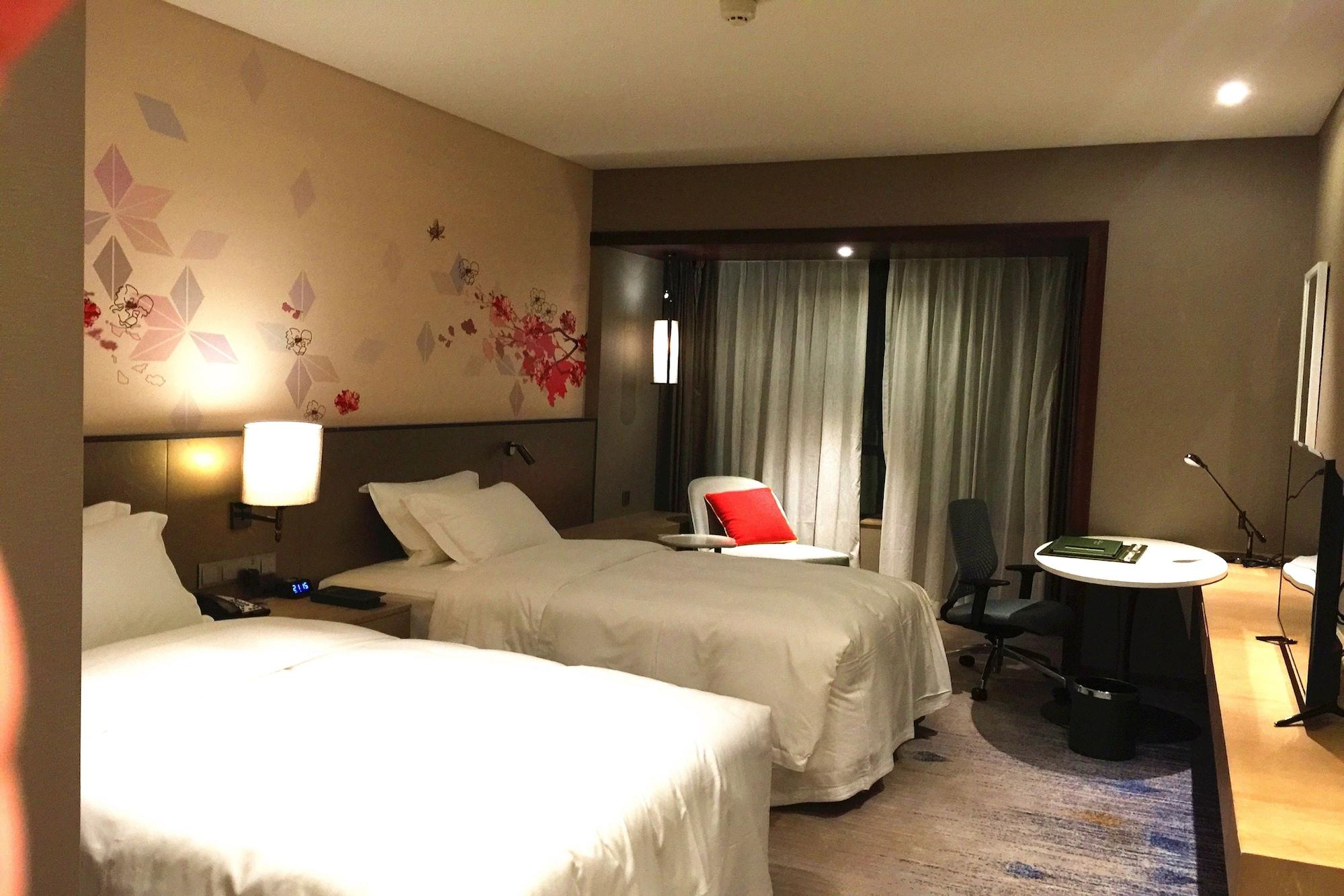 ヒルトン ガーデン イン ジョンシャン グージョン 中山市 エクステリア 写真